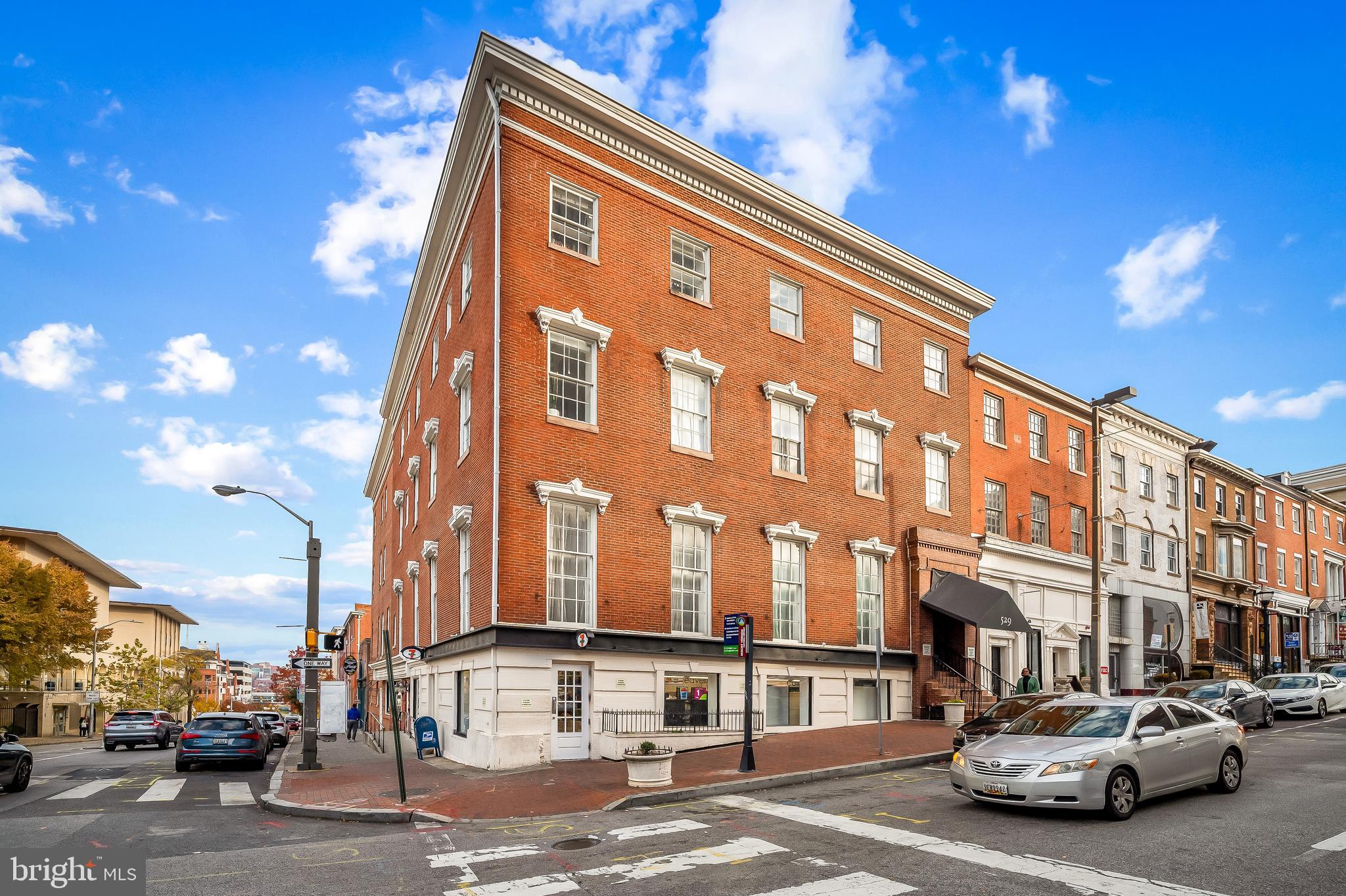 529 N Charles St #303