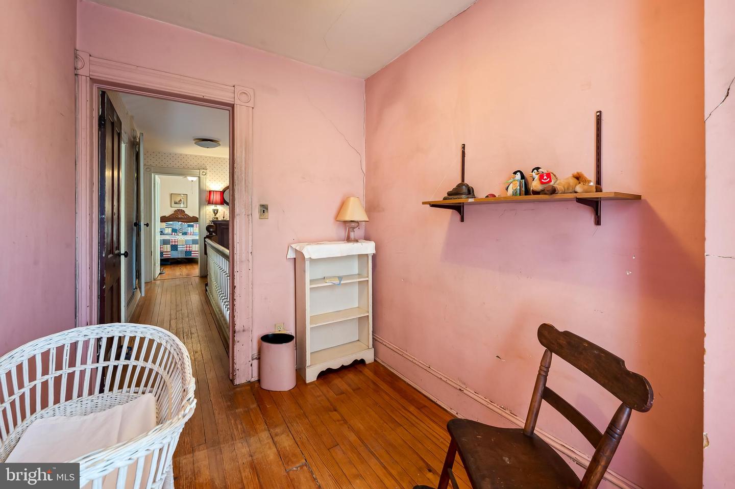 704 Wyndhurst Ave