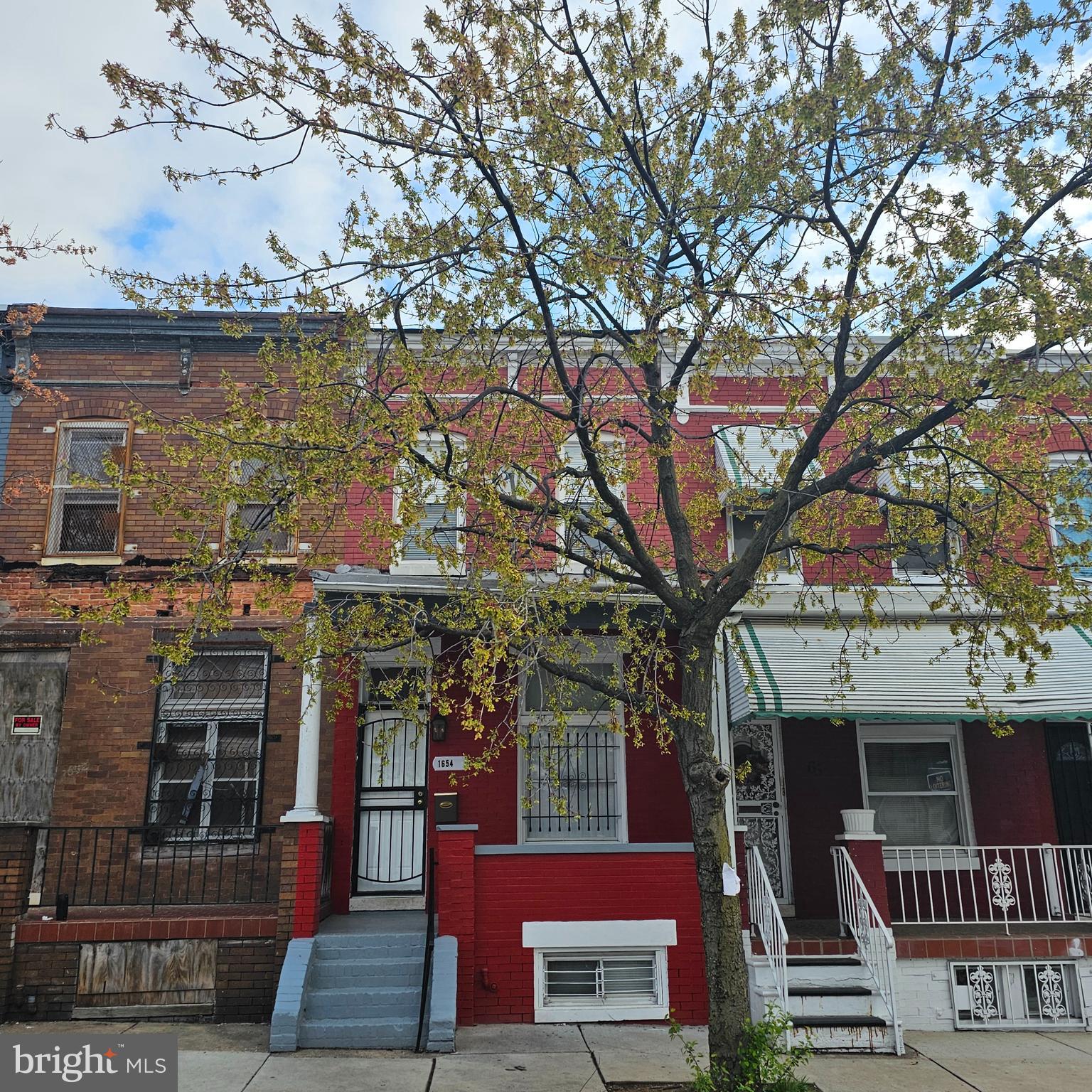 1654 NORMAL AVE