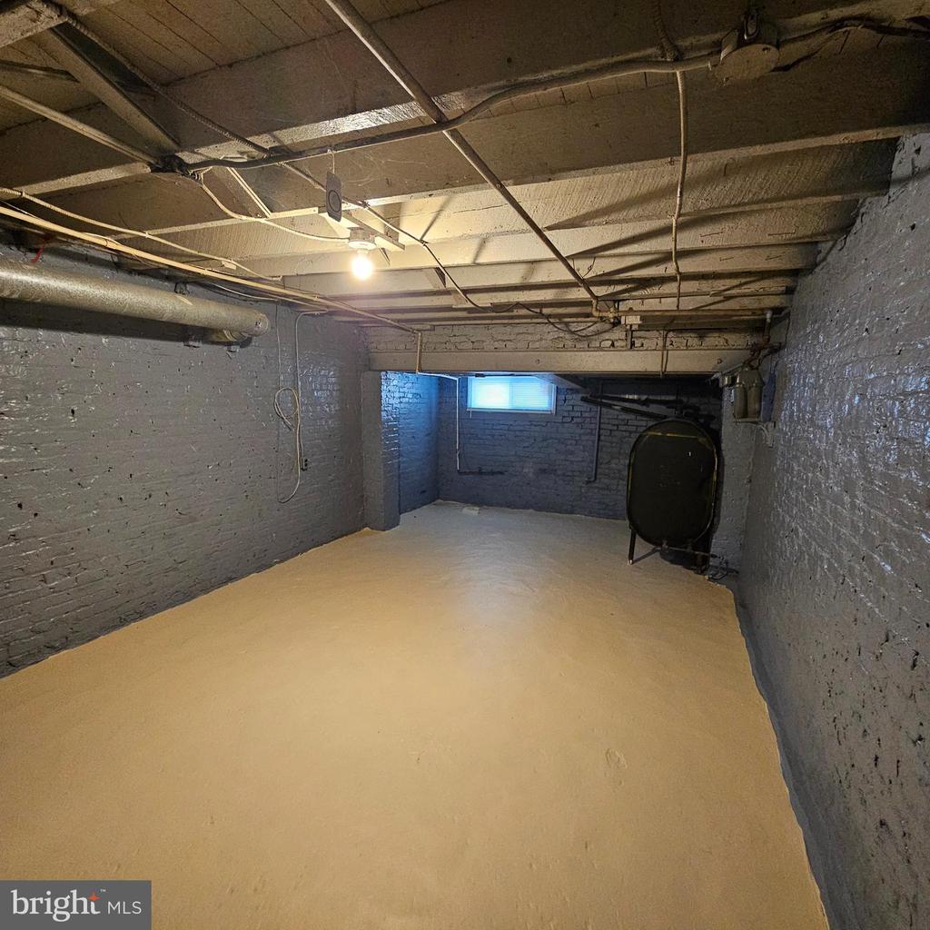 1654 NORMAL AVE