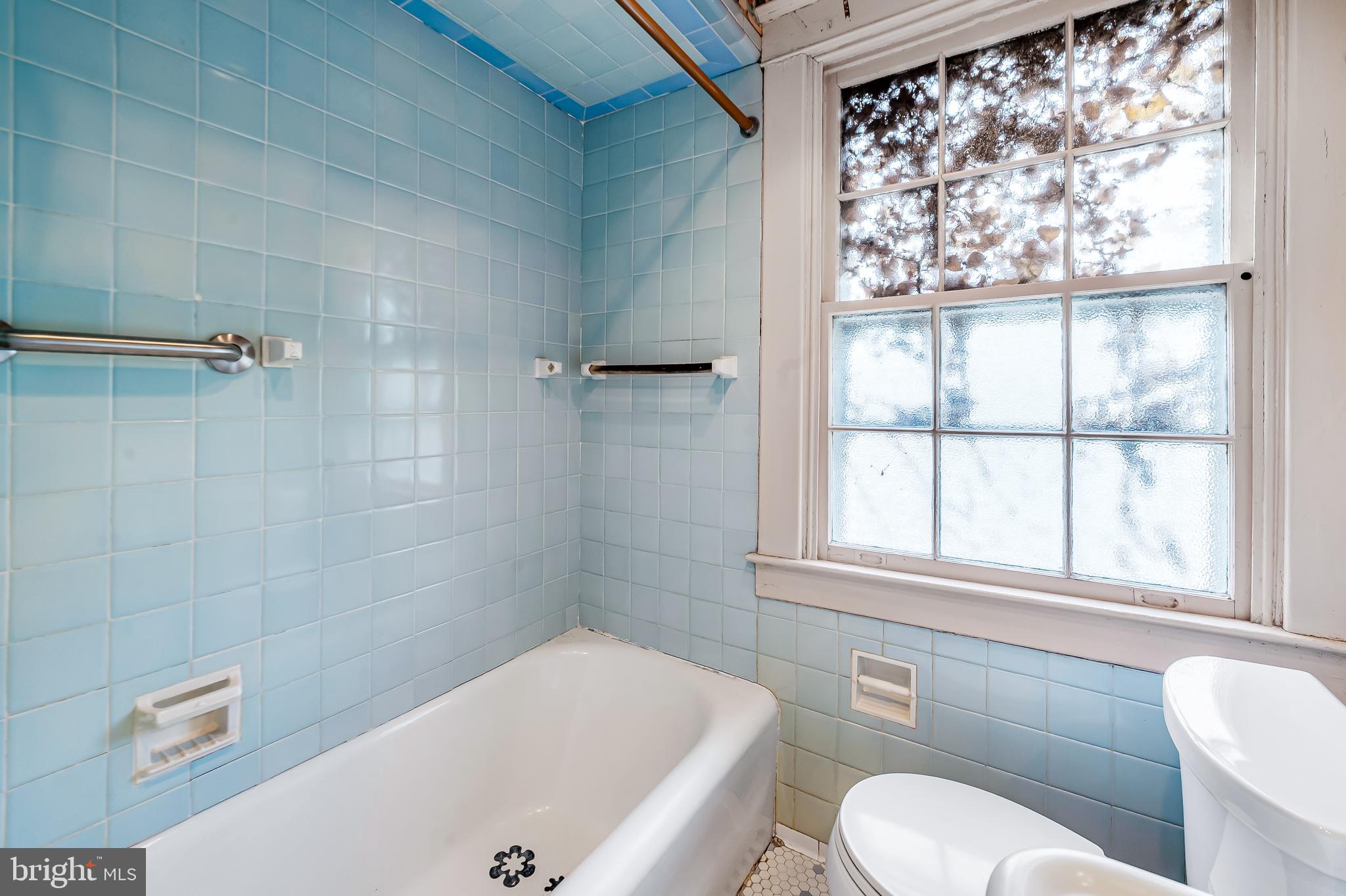 5616 Greenspring Ave