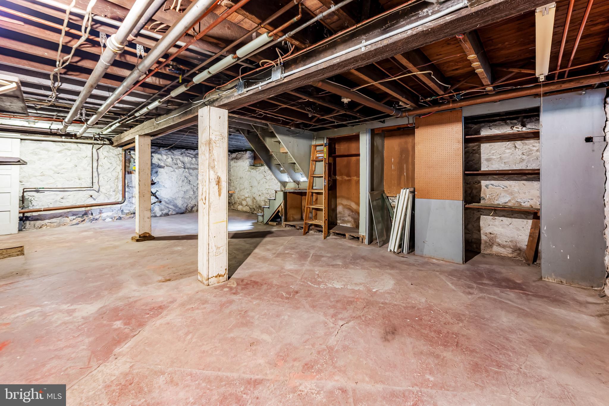 5616 Greenspring Ave