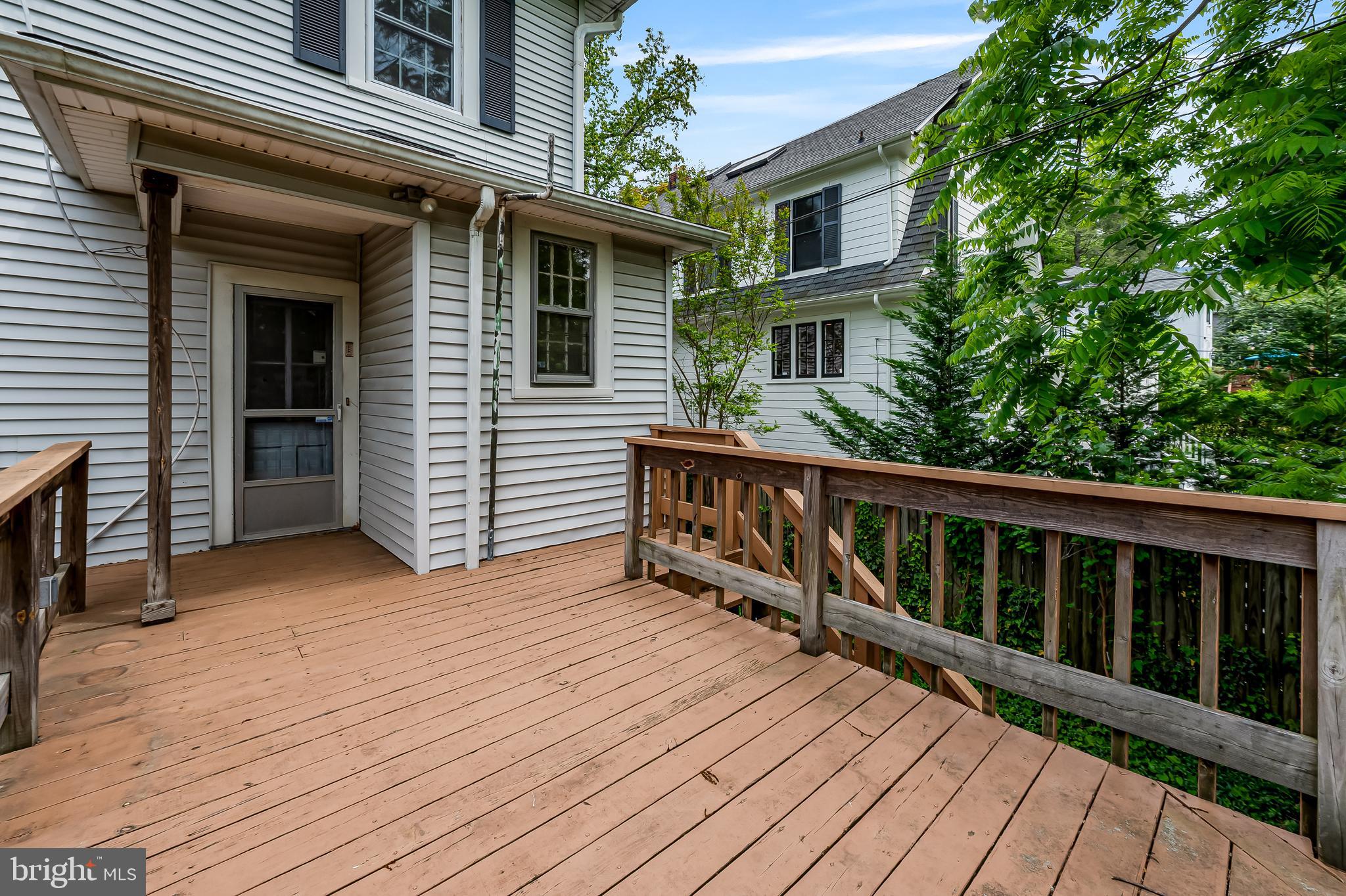 5616 Greenspring Ave