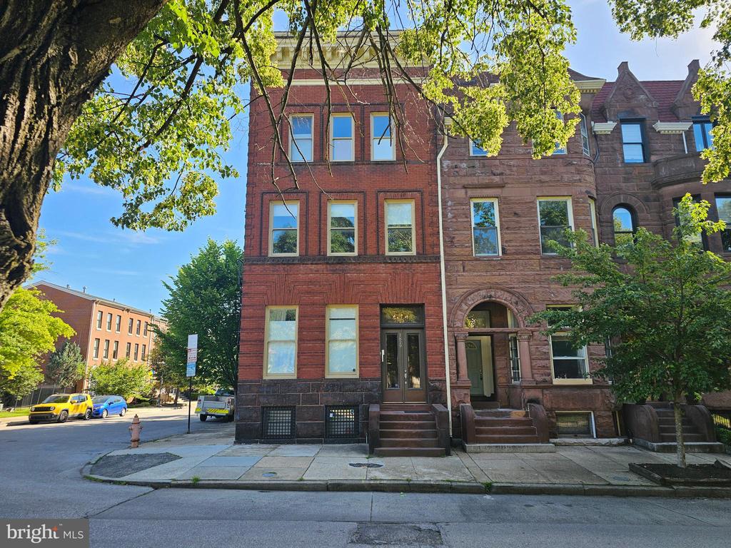 1829 EUTAW PL #B