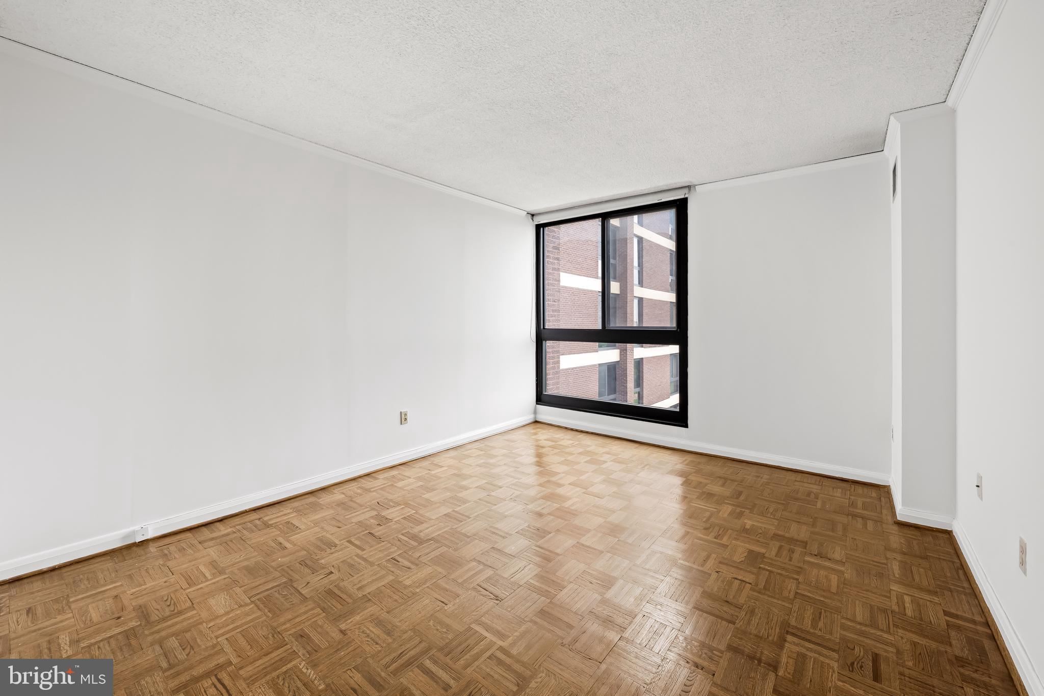 4100 N Charles St N #803