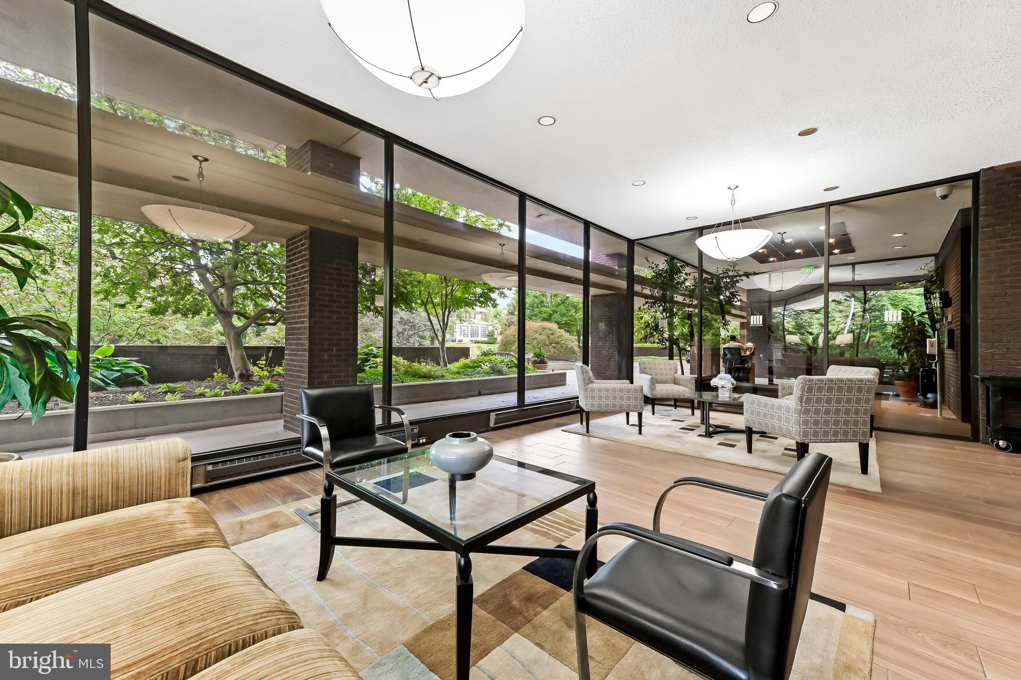 4100 N Charles St N #803