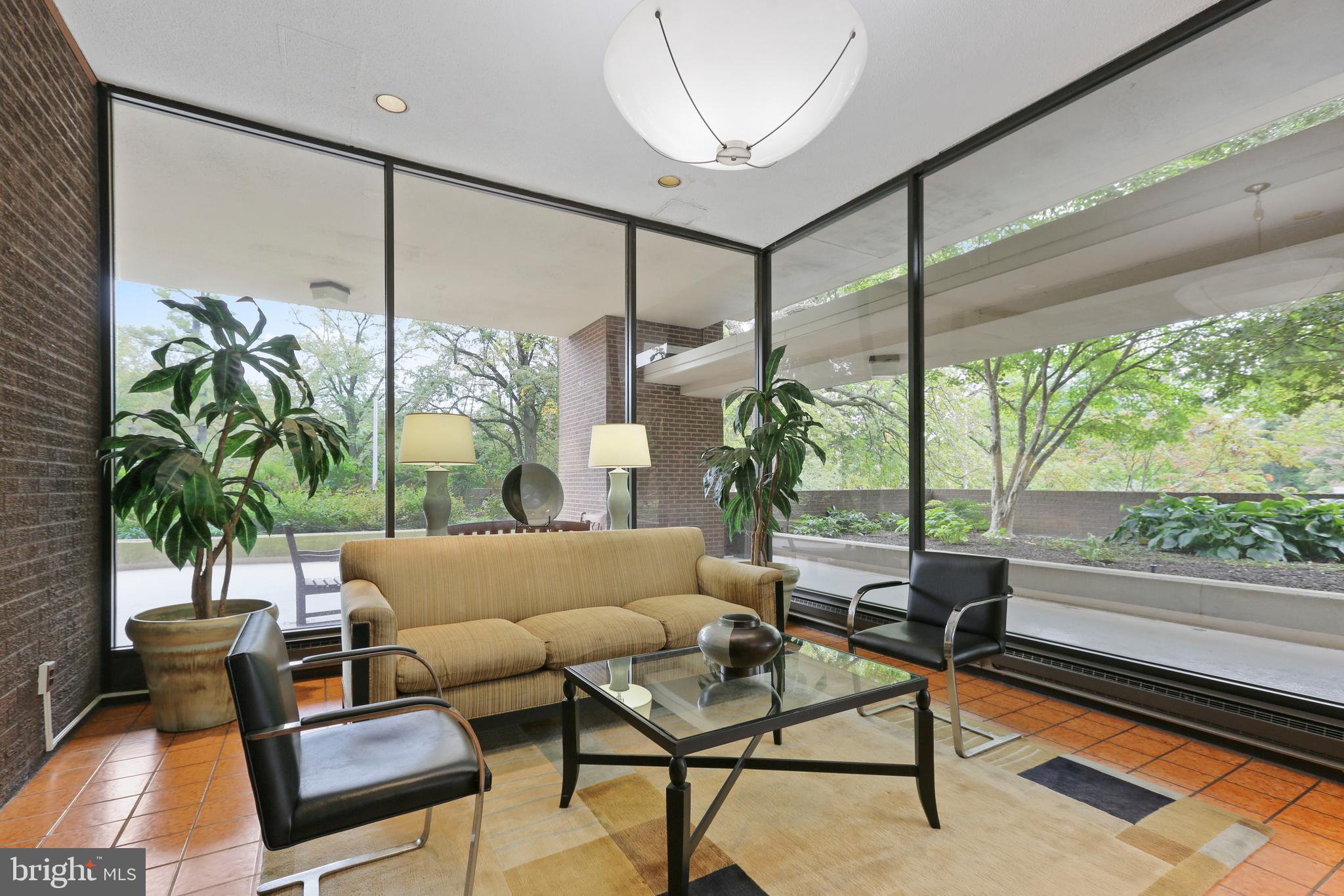 4100 N Charles St N #803