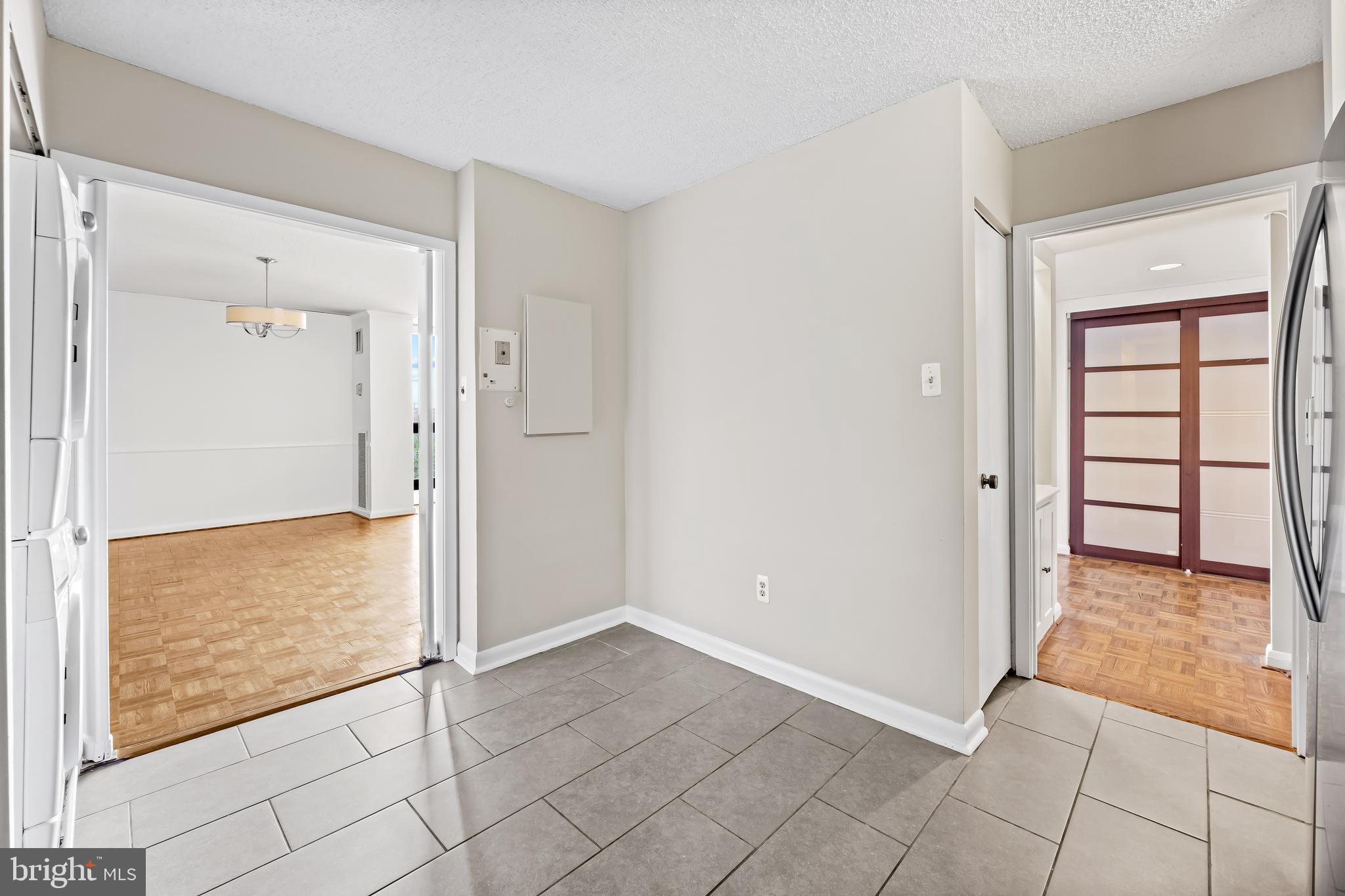 4100 N Charles St N #803