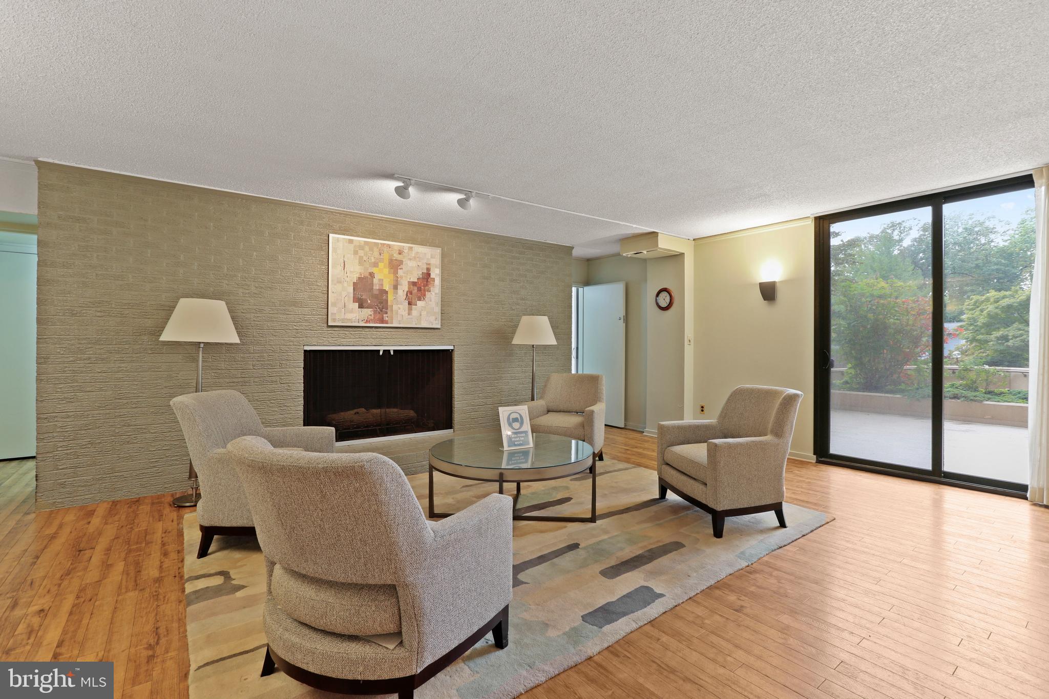 4100 N Charles St N #803