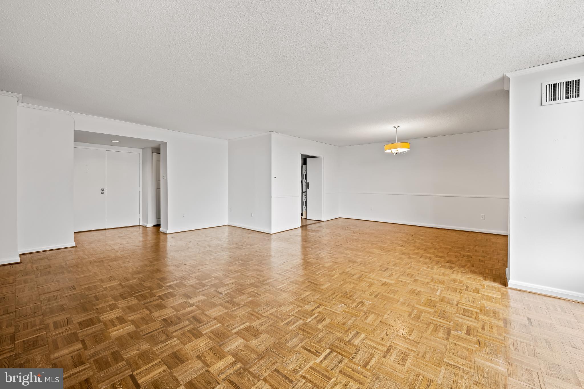 4100 N Charles St N #803