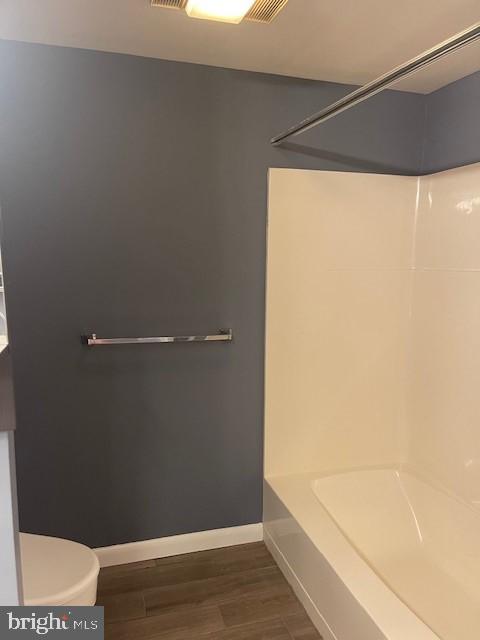 4100 N Charles St N #803