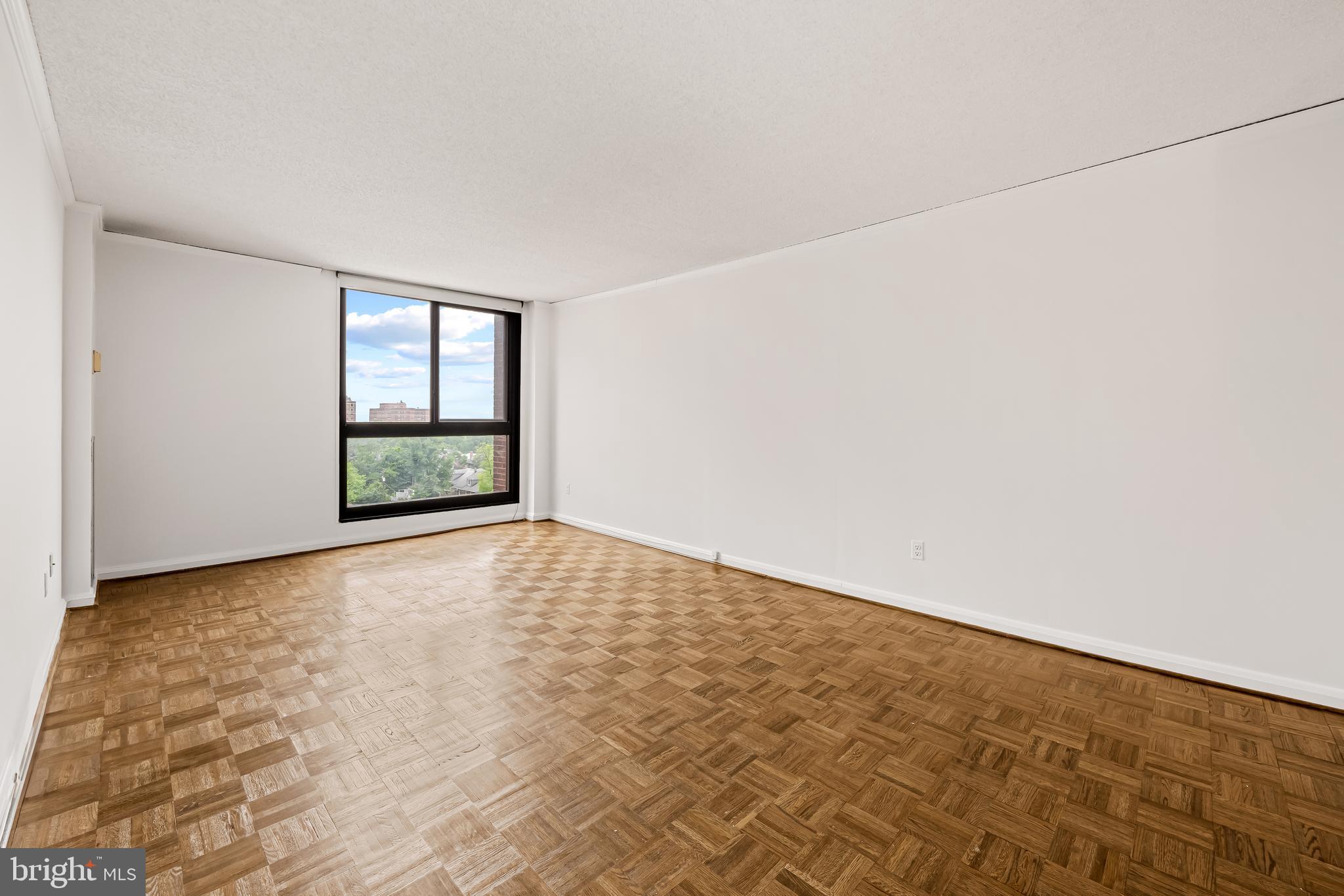 4100 N Charles St N #803