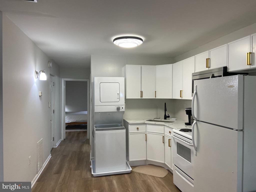 1827 EUTAW PL #3F