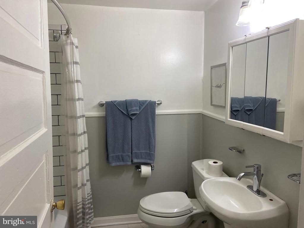 1827 EUTAW PL #3F