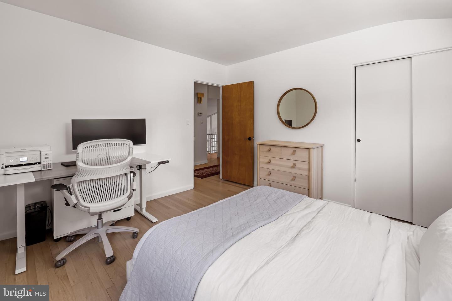 2103 Northcliff