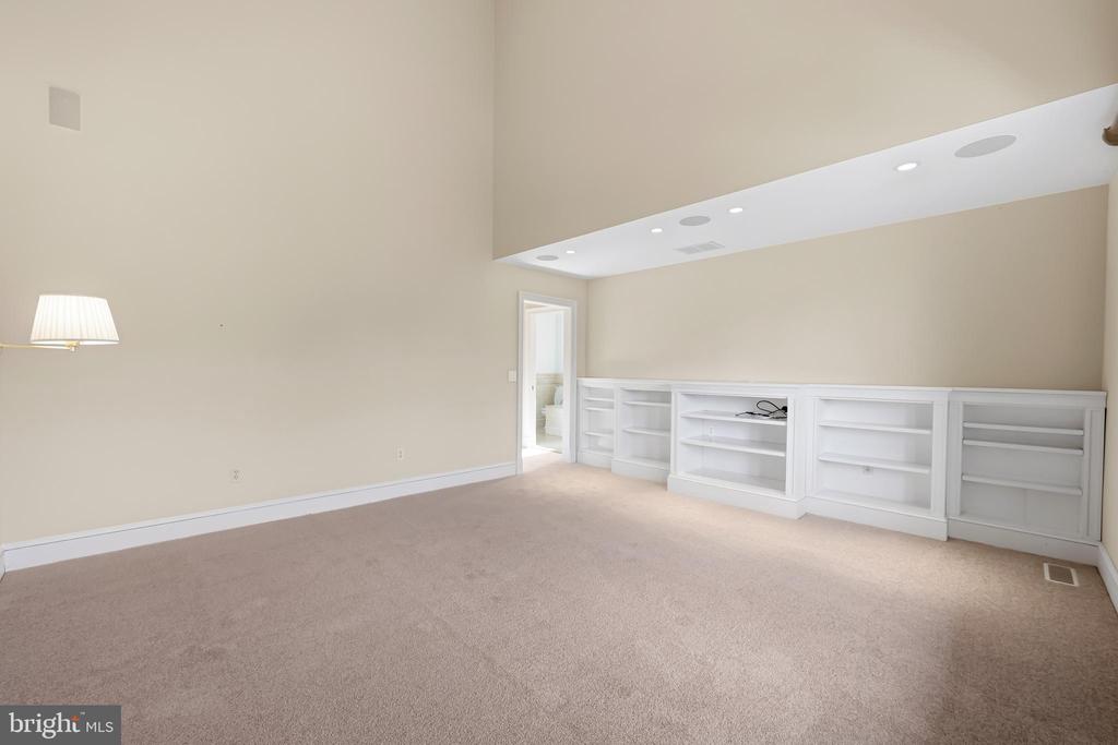 5700 Coley Ct