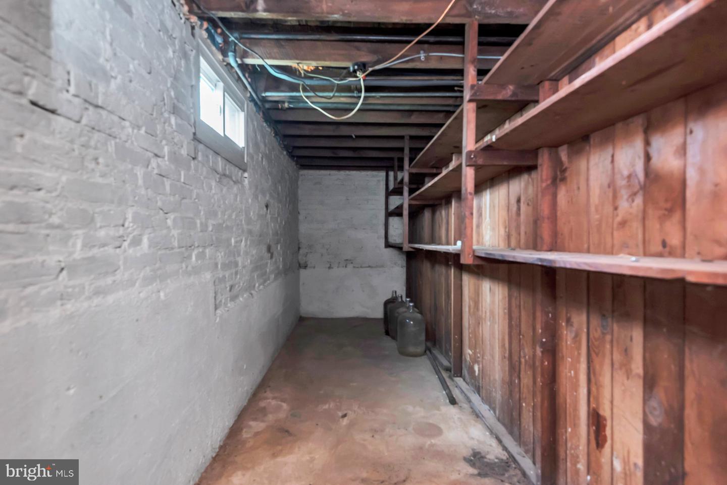 2505 Oakley Ave