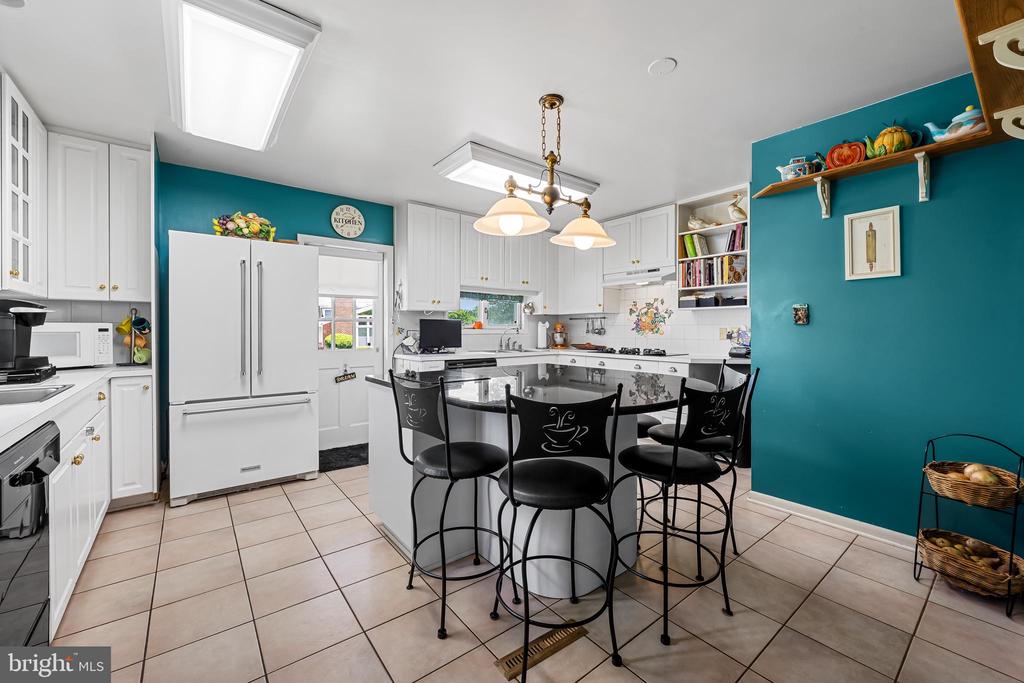 2506 Shelleydale Dr