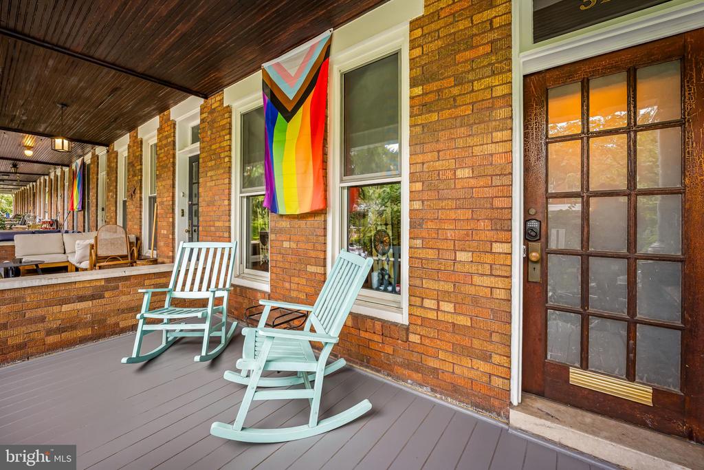 314 BIRKWOOD PLACE