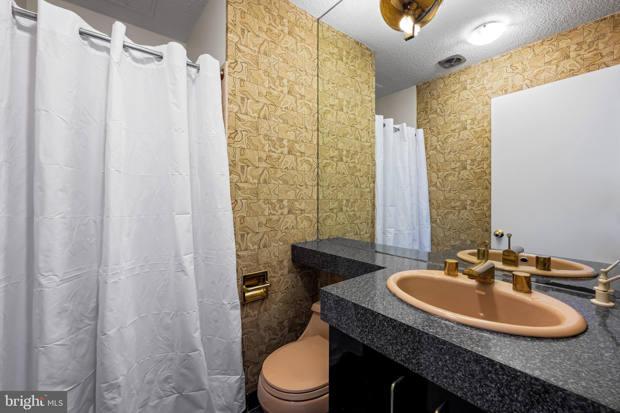 1101 SAINT PAUL STREET 2001