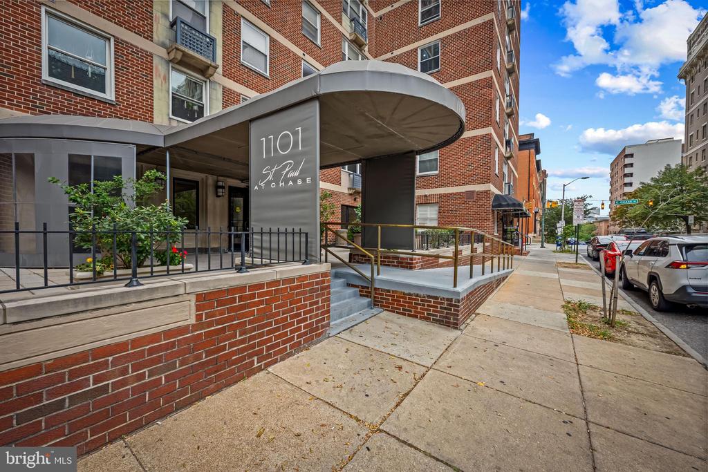 1101 SAINT PAUL STREET 2001