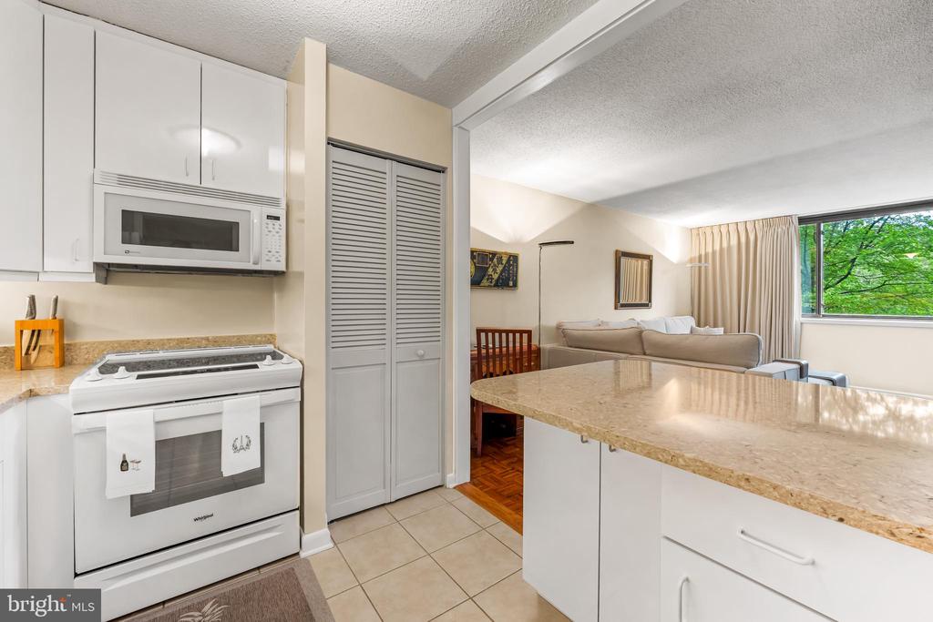 111 HAMLET HILL ROAD 411