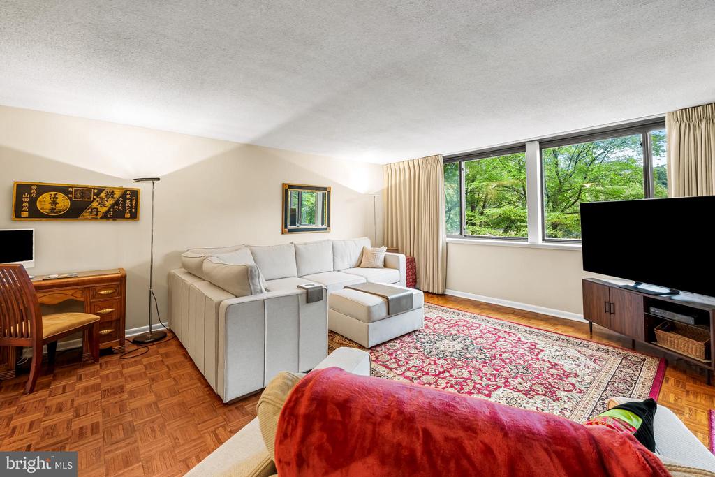111 HAMLET HILL ROAD 411