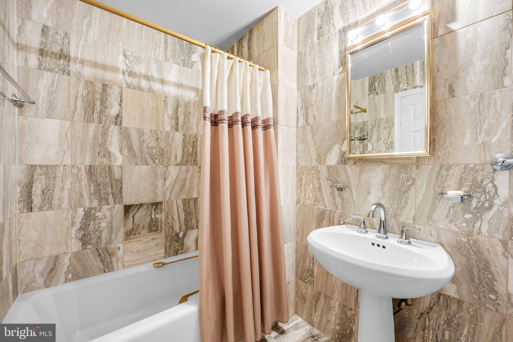 3801 CANTERBURY ROAD 805