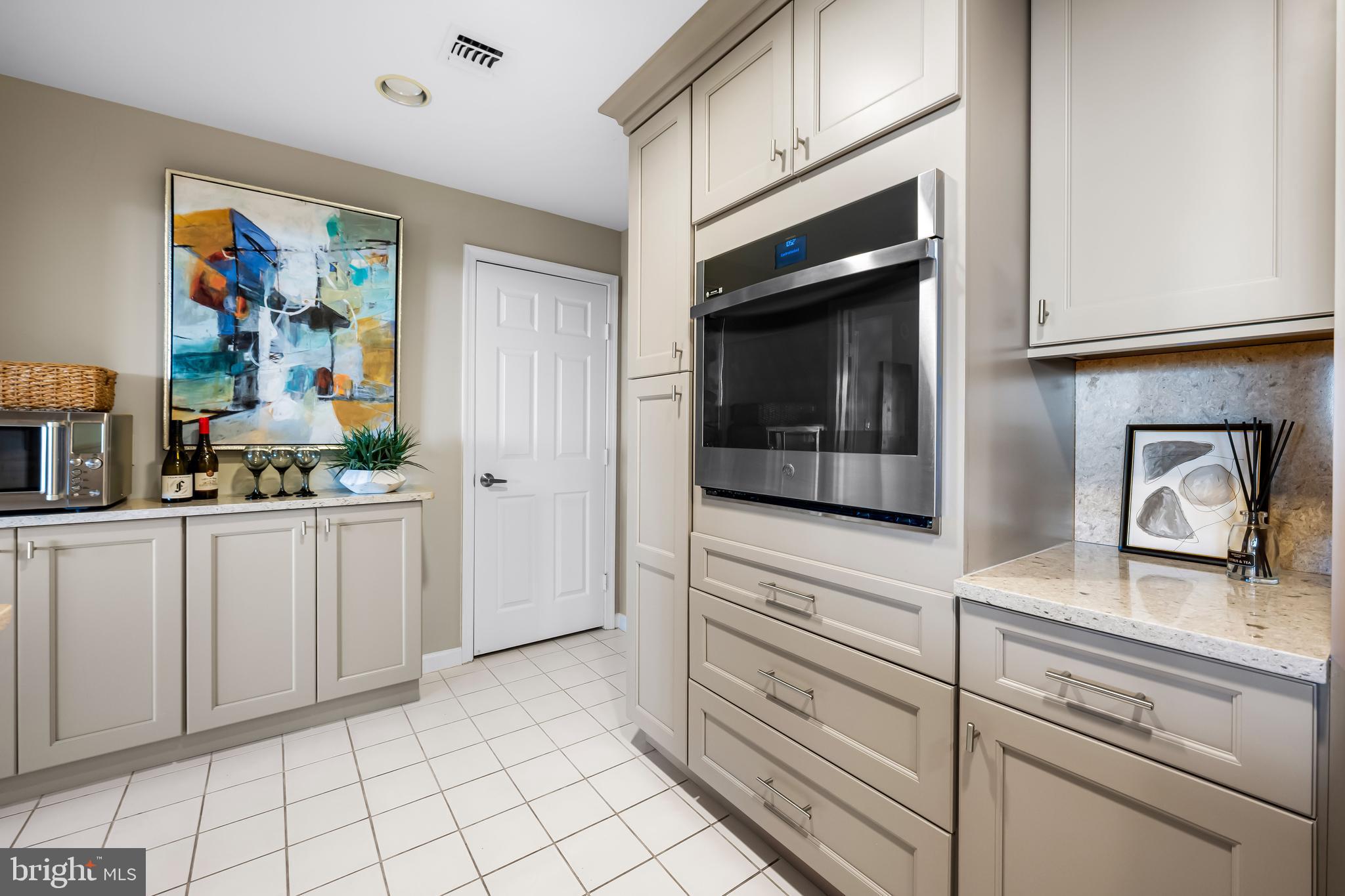 3801 CANTERBURY ROAD 805