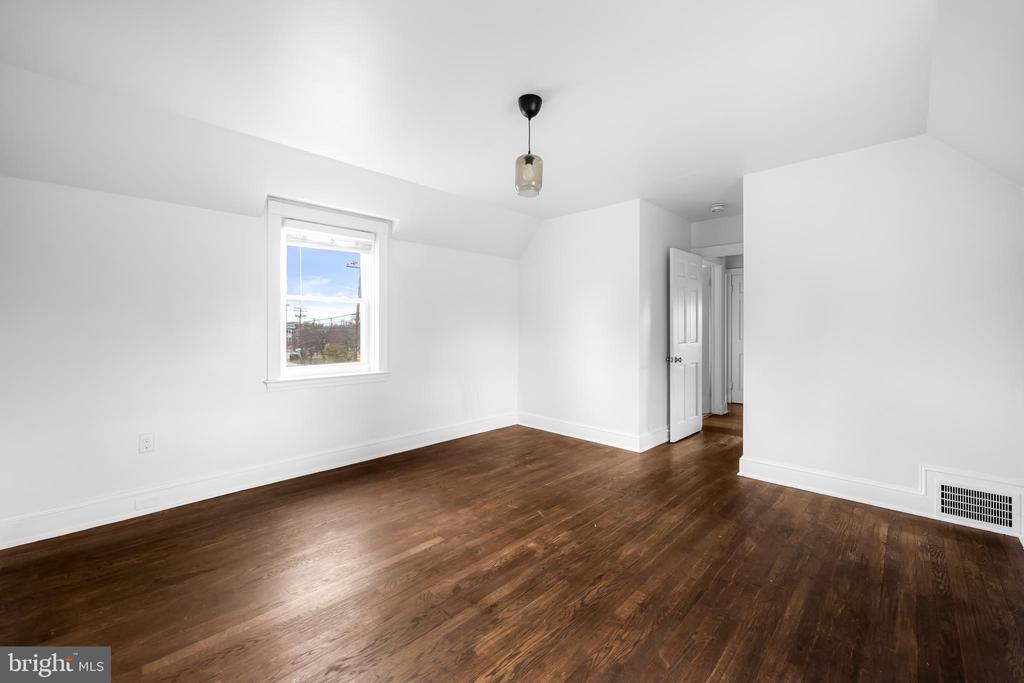 4500 EASTWAY