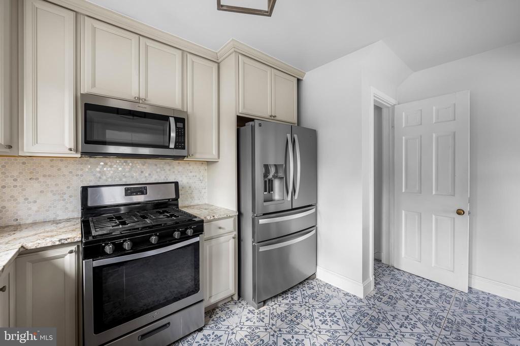 4500 EASTWAY