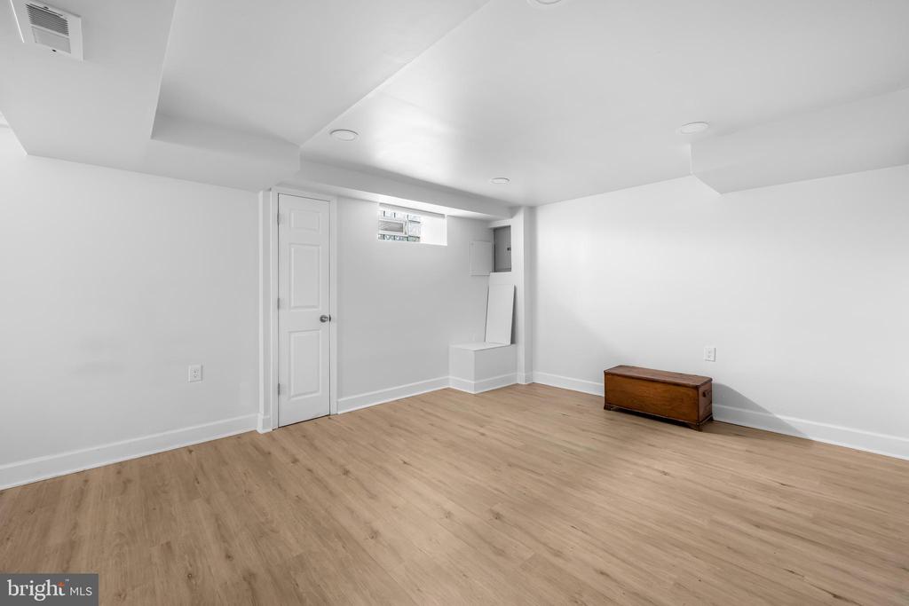 4500 EASTWAY