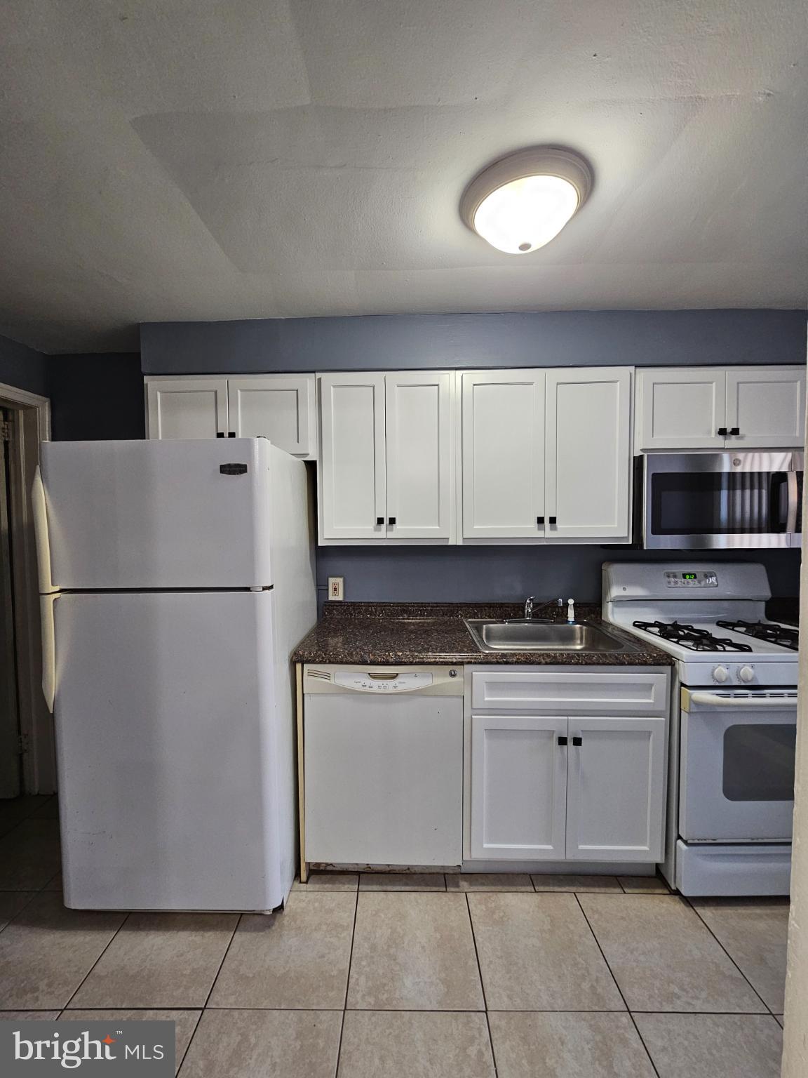 3238 WESTMONT AVENUE