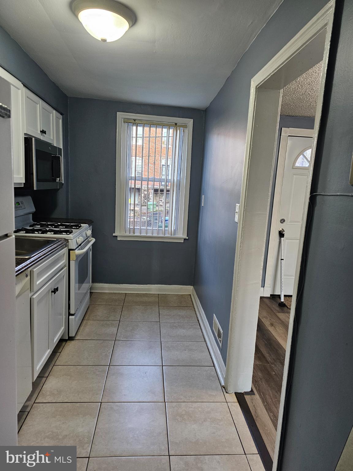 3238 WESTMONT AVENUE