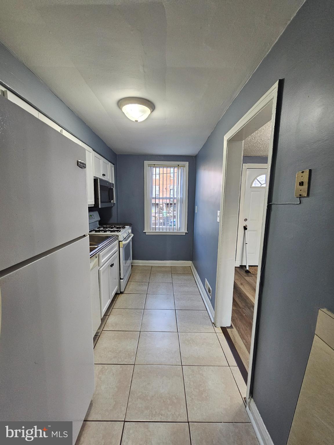 3238 WESTMONT AVENUE