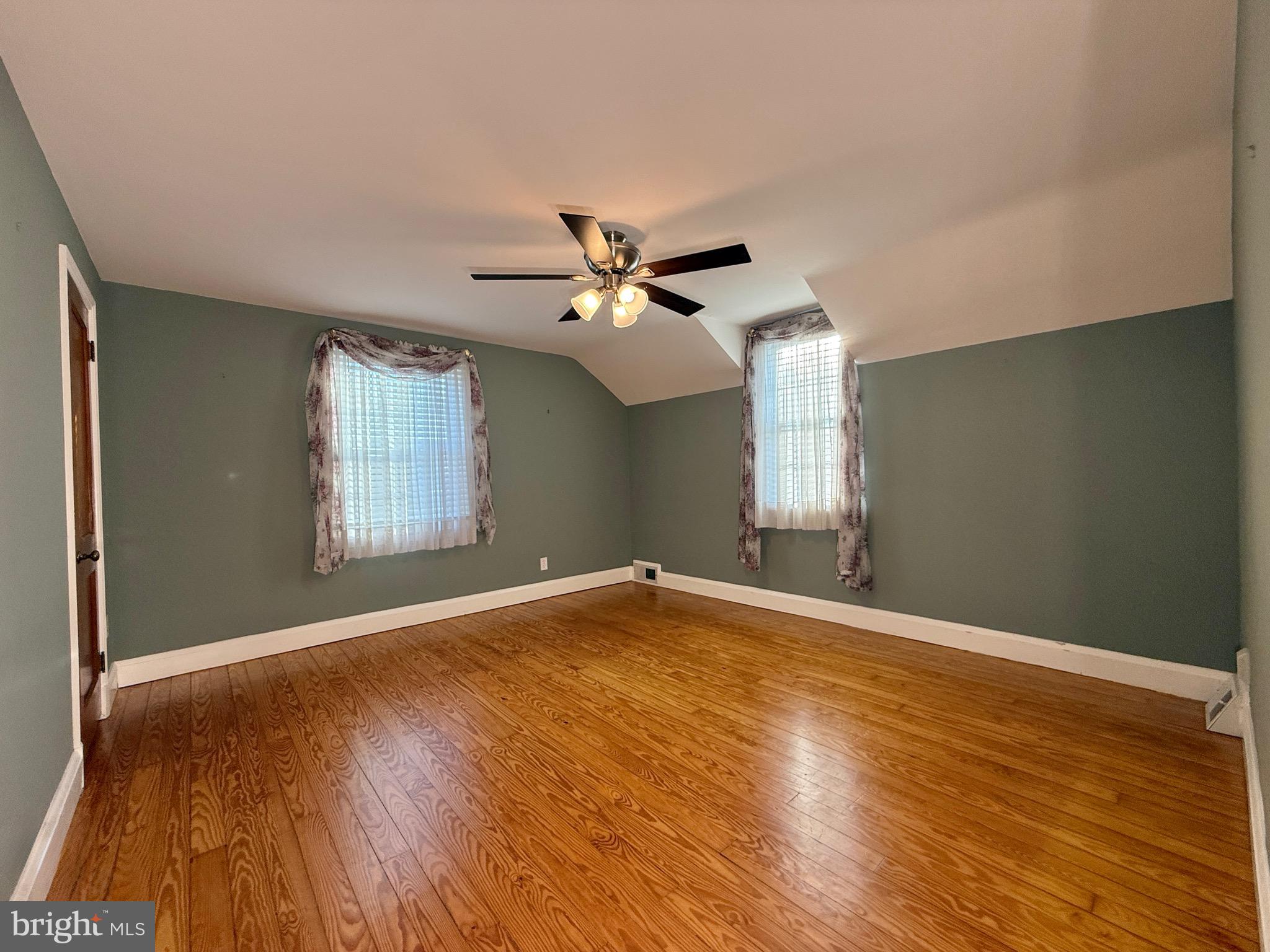 4419 BUENA VISTA AVENUE