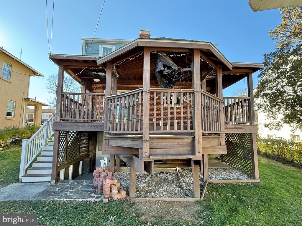 4419 BUENA VISTA AVENUE