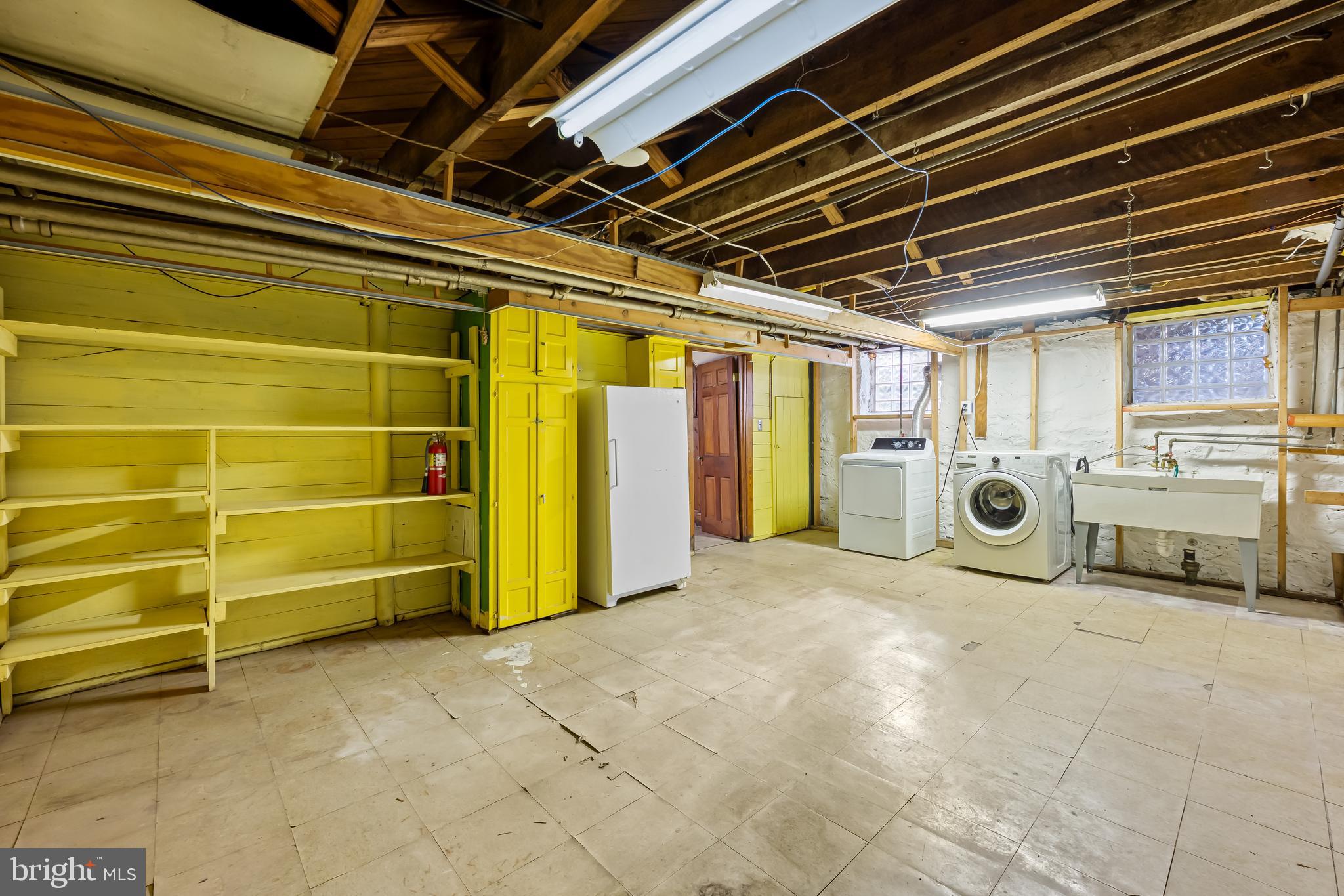 5615 GREENSPRING AVENUE