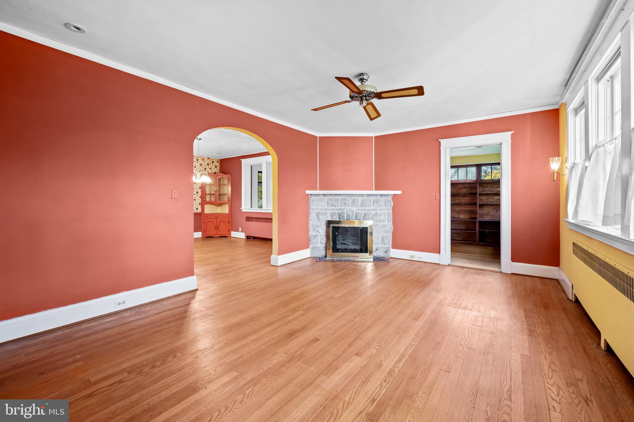 5615 GREENSPRING AVENUE