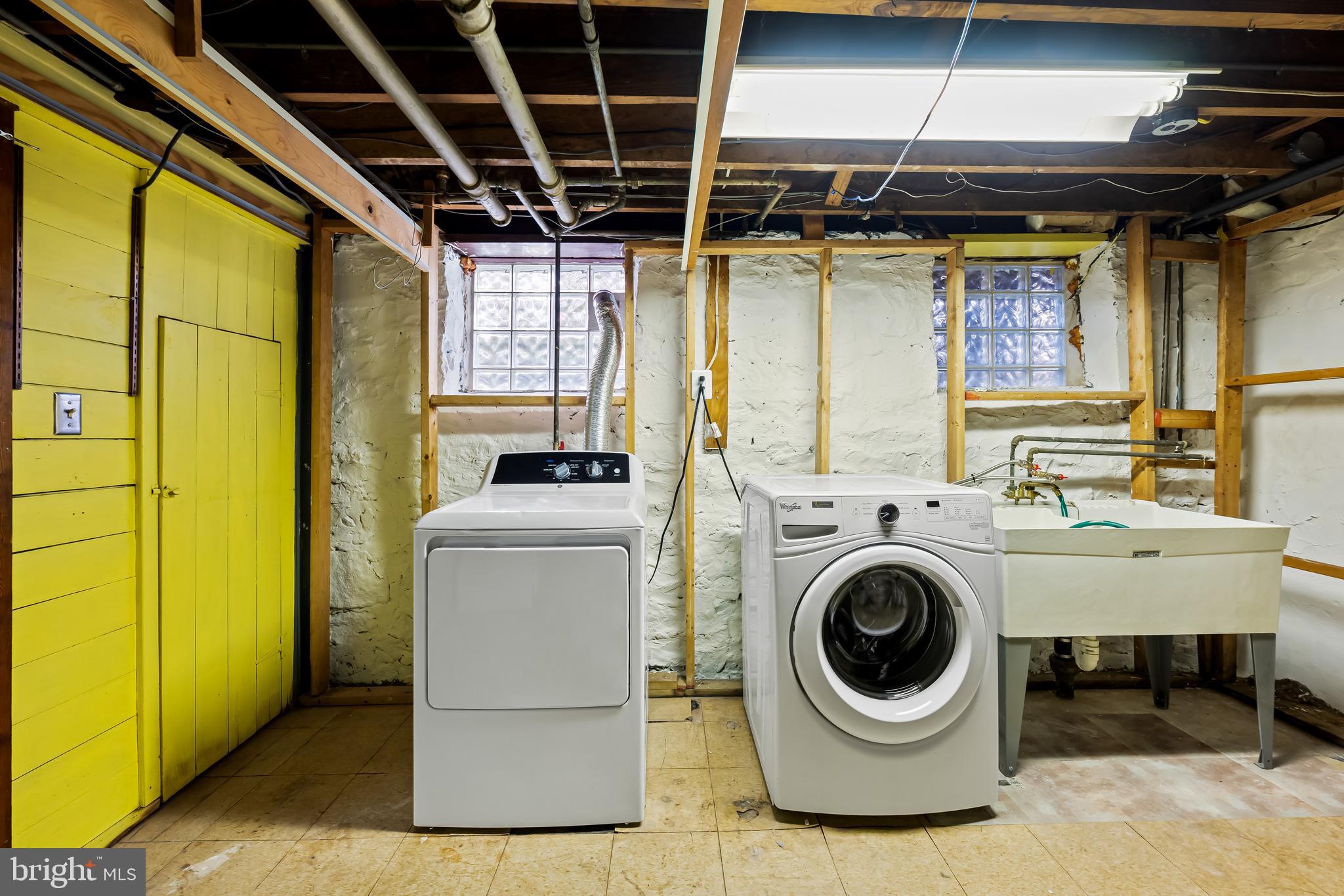 5615 GREENSPRING AVENUE