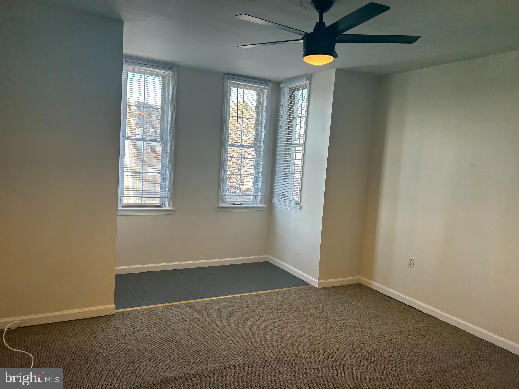 3419 CHESTNUT AVENUE