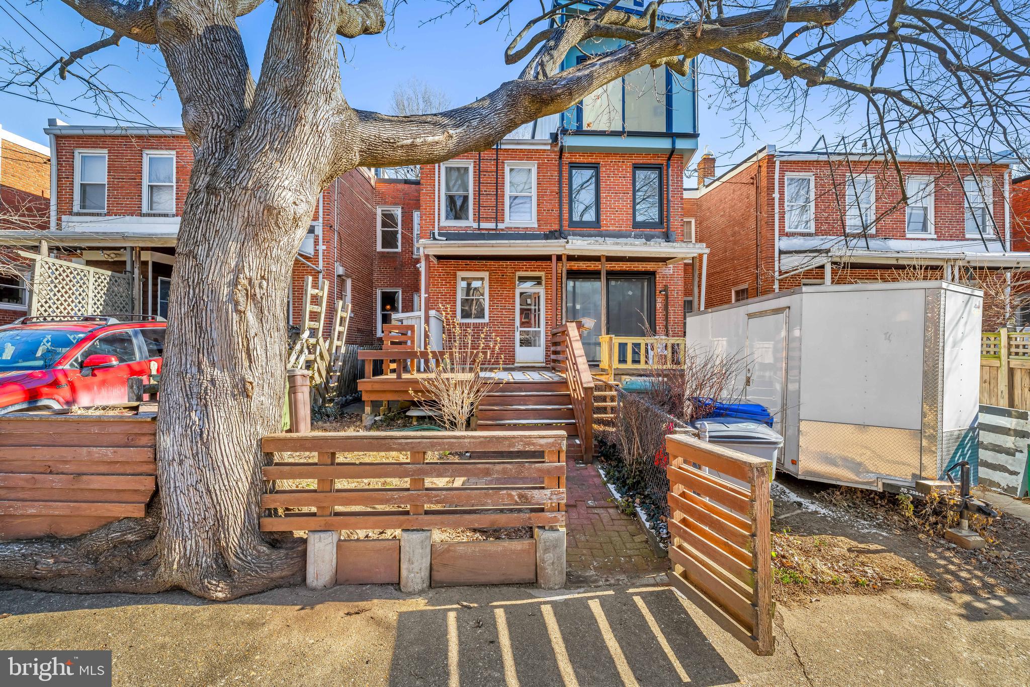 3722 TUDOR ARMS AVENUE