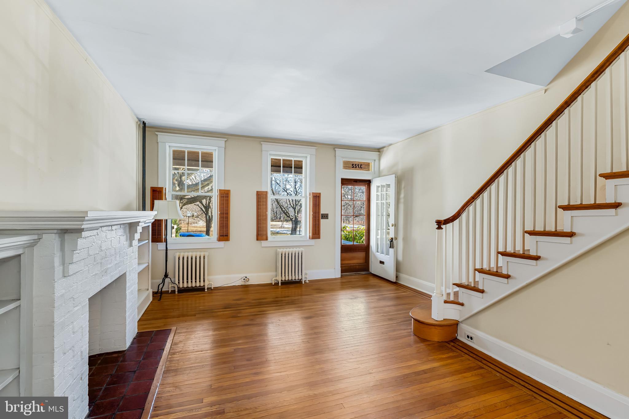 3722 TUDOR ARMS AVENUE