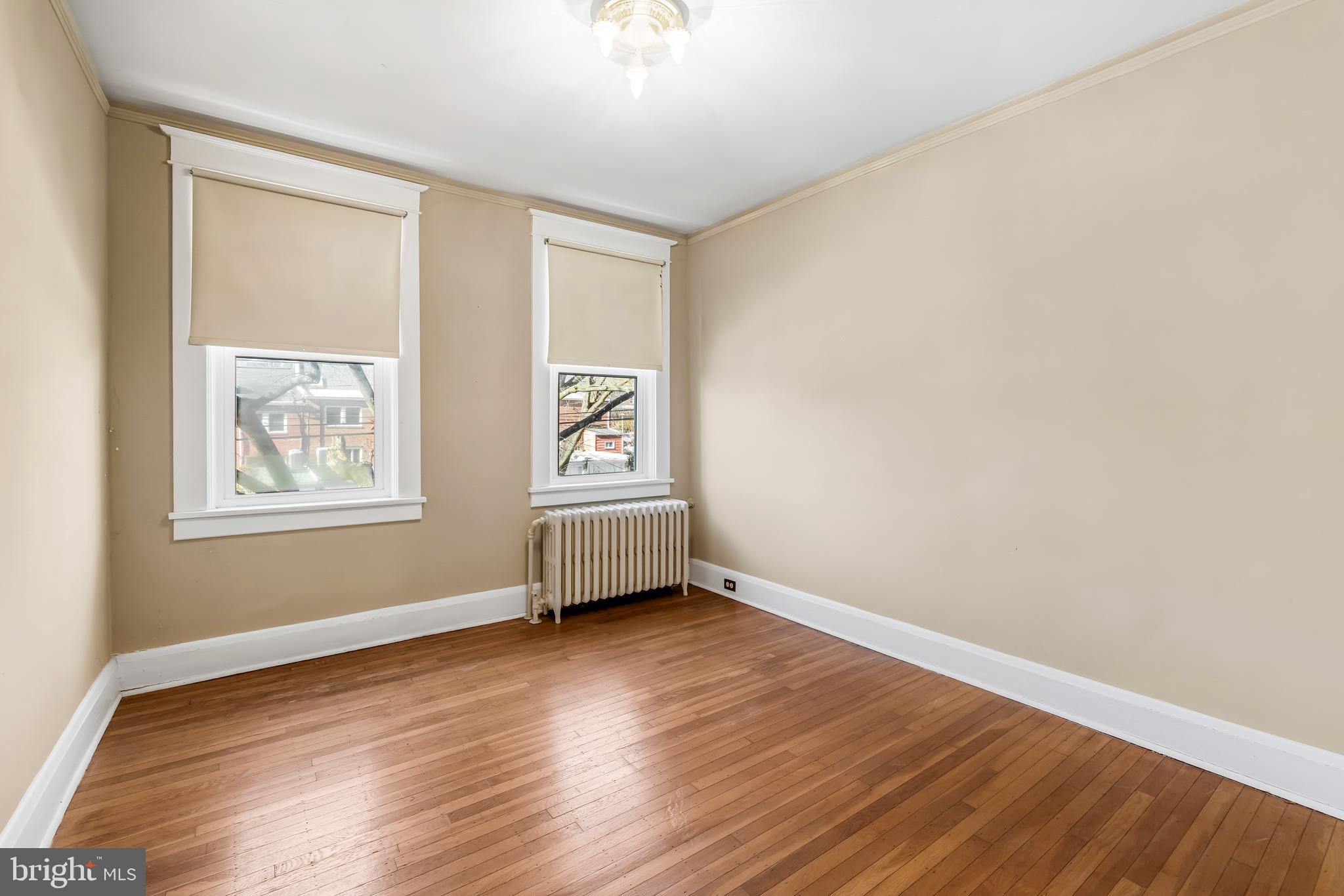 3722 TUDOR ARMS AVENUE