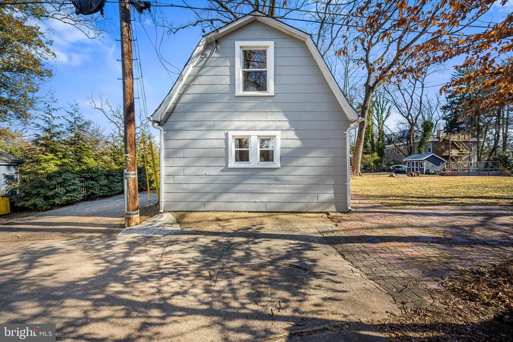 5603 KENFORD ROAD