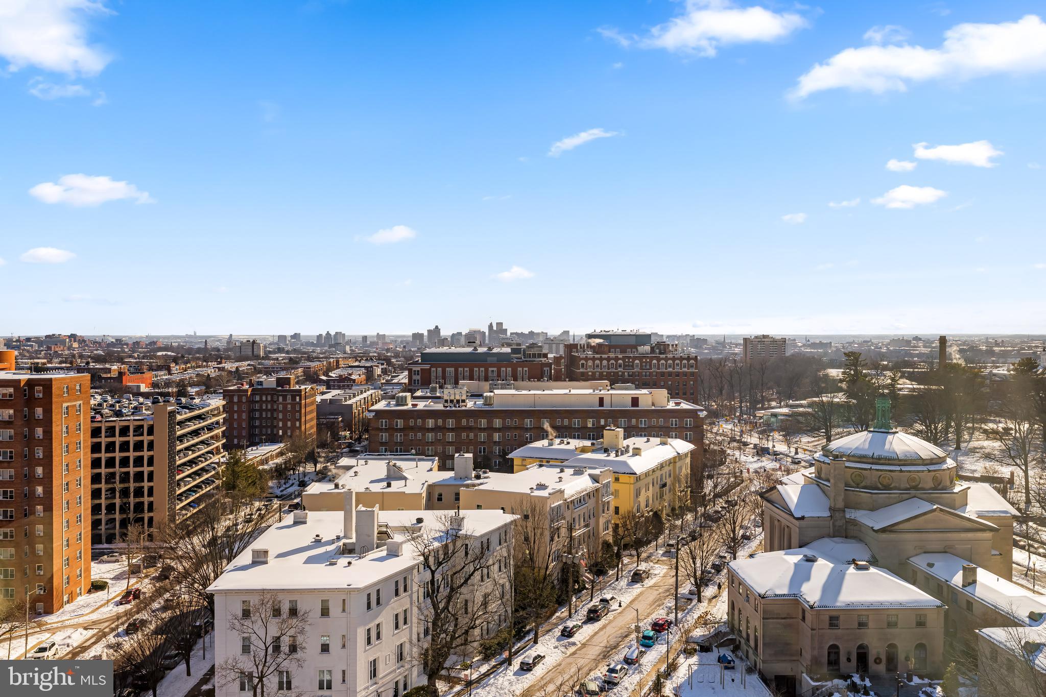 1 E UNIVERSITY PARKWAY E 1303