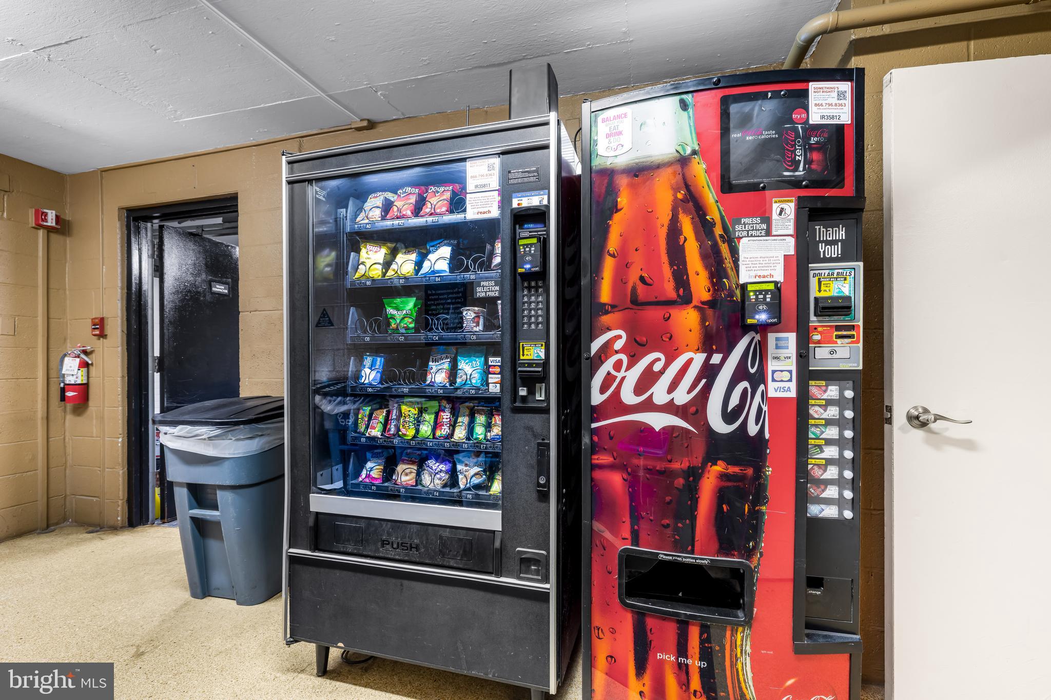 1 E UNIVERSITY PARKWAY E 1303