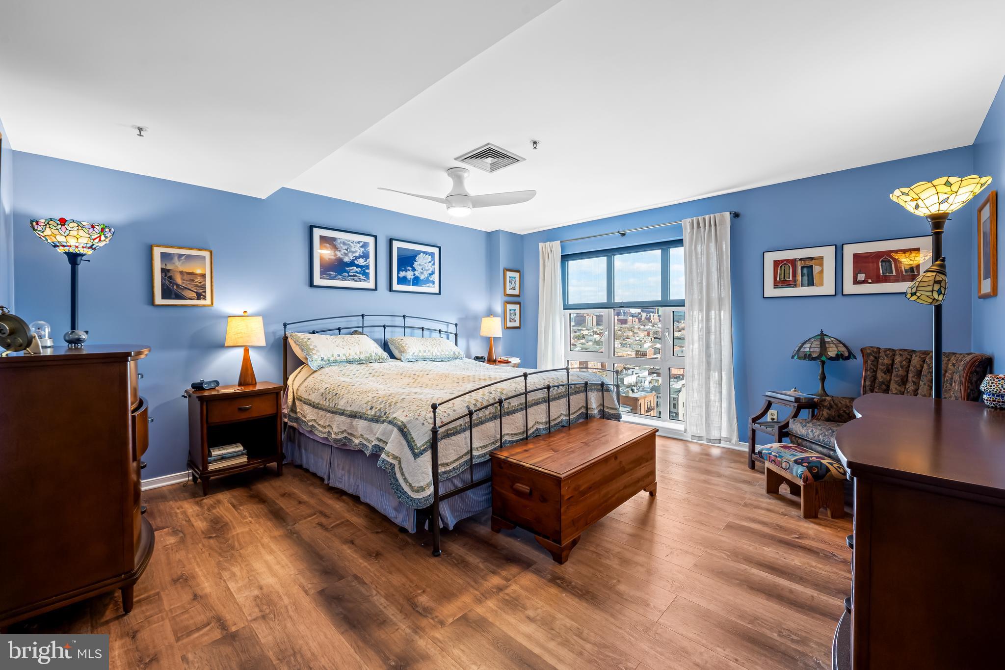 250 PRESIDENT STREET S 909