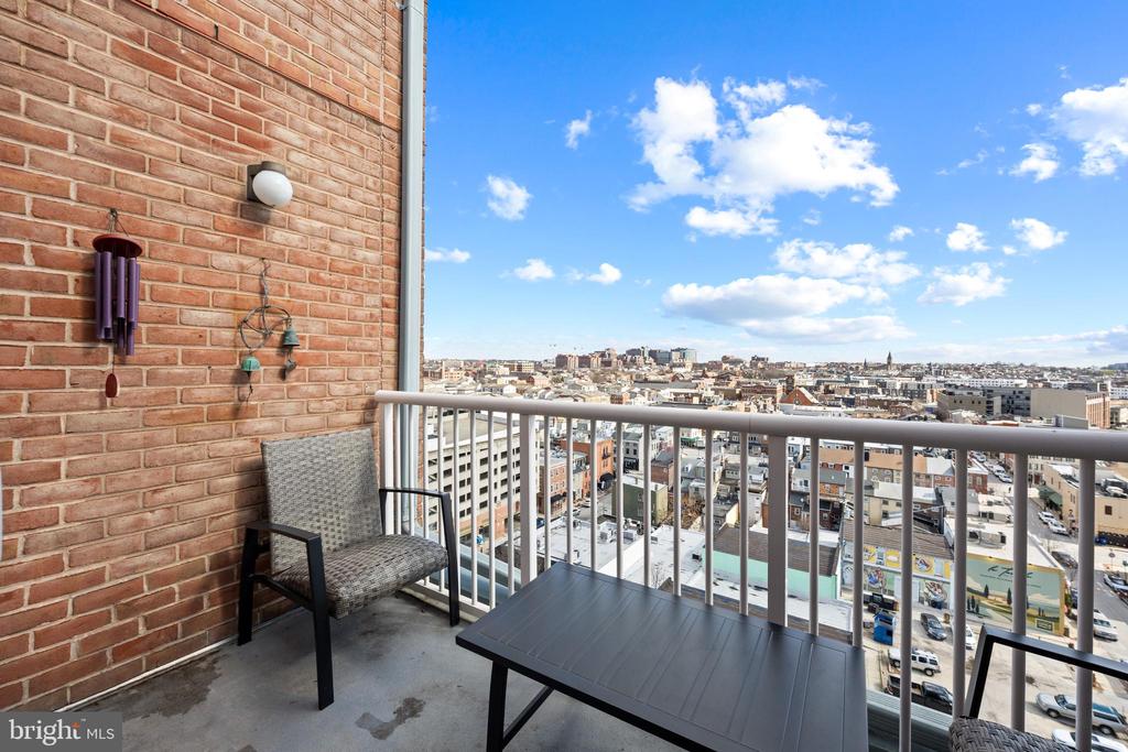 250 PRESIDENT STREET S 909