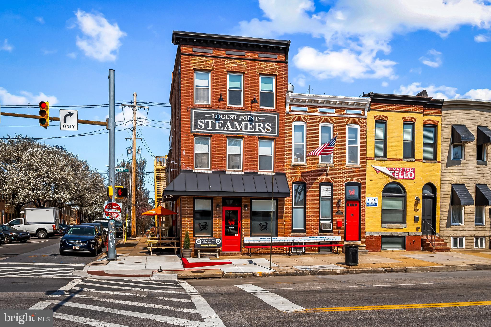 1405 BENJAMIN STREET